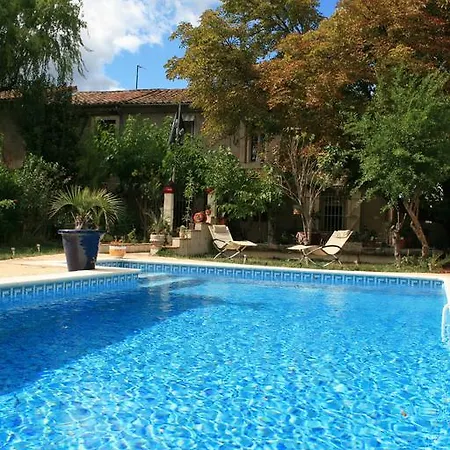 לינה וארוחת בוקר Le Jardin Suspendu *