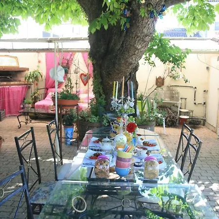 לינה וארוחת בוקר Le Jardin Suspendu ז'יניאק